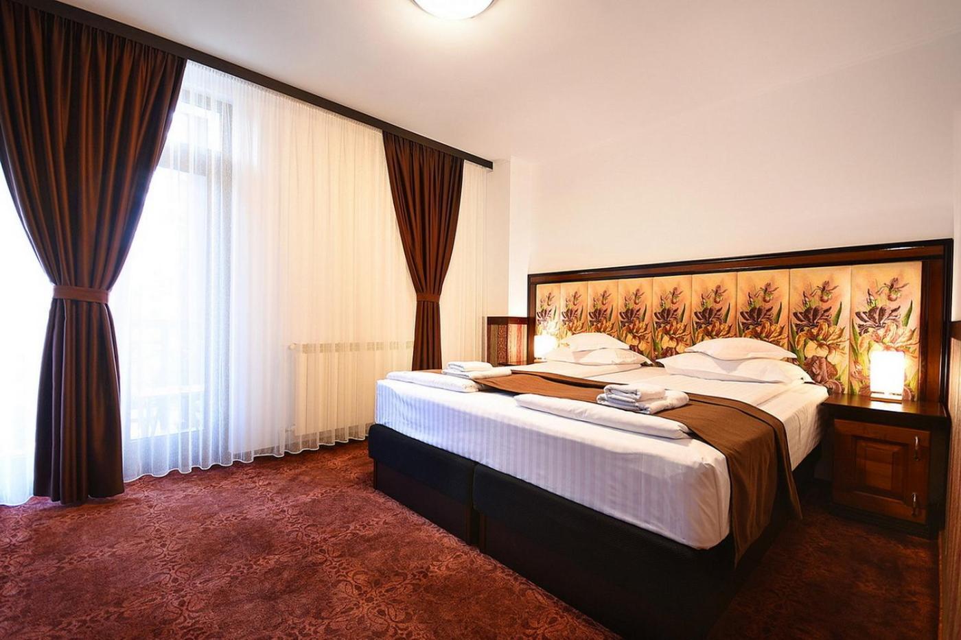 Hotel Moldavia Slănic-Moldova Екстериор снимка