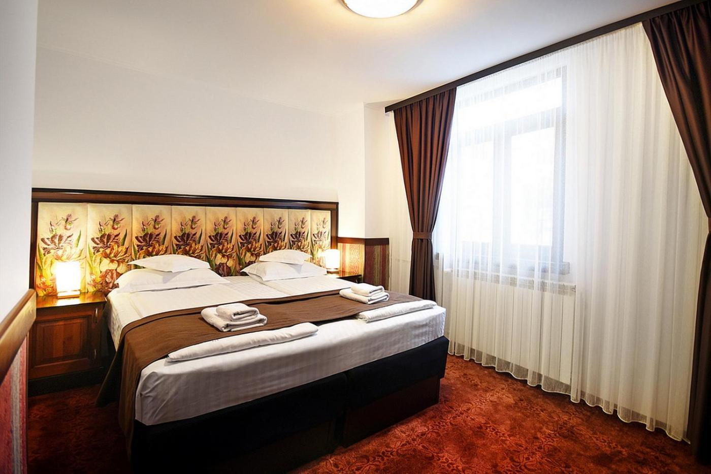Hotel Moldavia Slănic-Moldova Екстериор снимка