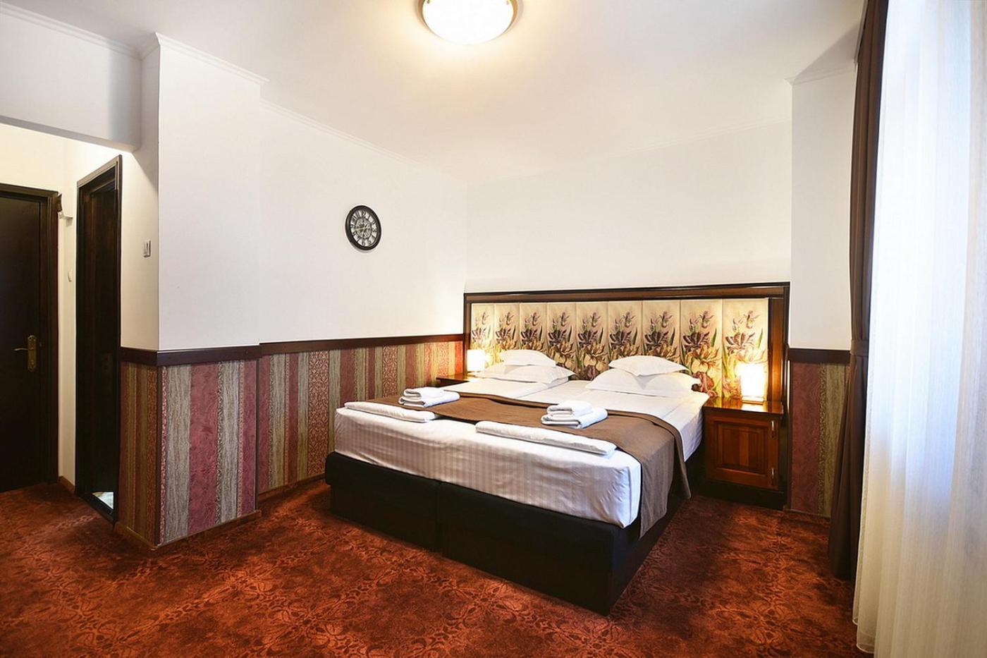 Hotel Moldavia Slănic-Moldova Екстериор снимка